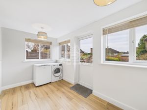 Photo 16- click for photo gallery